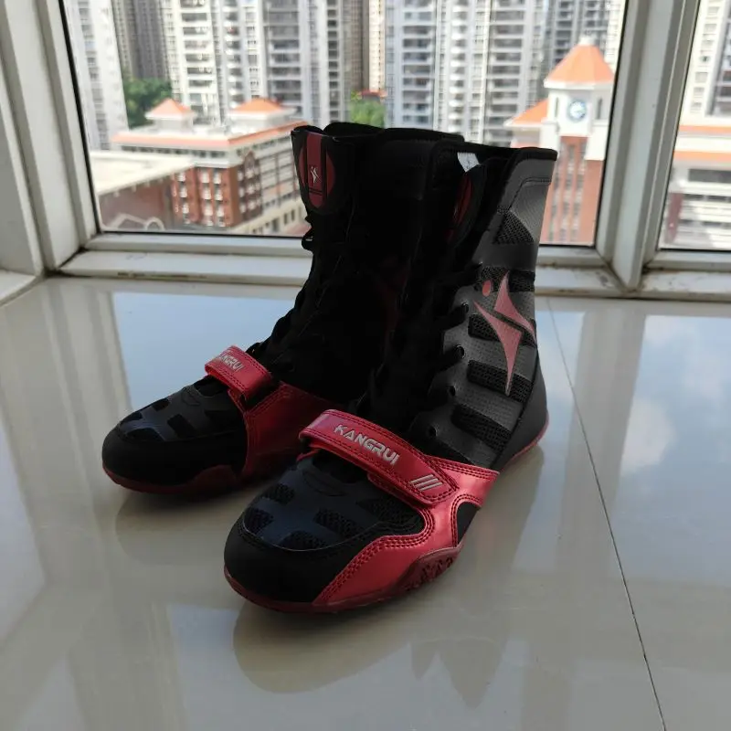 Sepatu Pertarungan Merek Mewah untuk Pria Wanita Sepatu Latihan Gym Desainer Uniseks Sepatu Tinju Tahan Pakai Sepatu Olahraga Pasangan