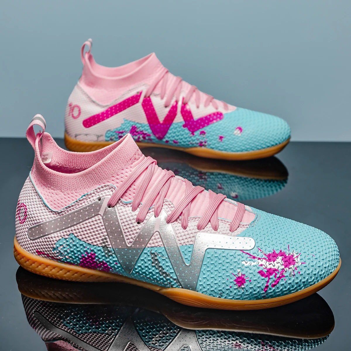 

Indoor Soccer Boot Professional Men's Futsal Cleats Adult Football Shoes Durable Comfortable Non-slip Training Sneaker Teenager