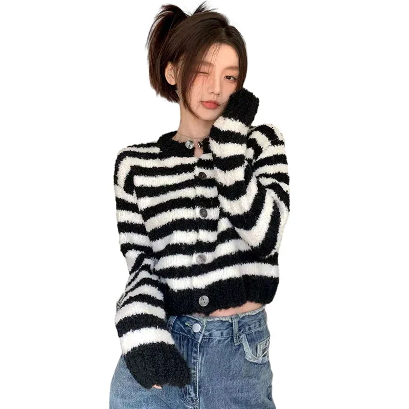 Autumn Casual Striped Cardigan Short Knitted Sweater Women Spring Long Sleeve Cardigan Top Female Round Knitted Sweater Jacket