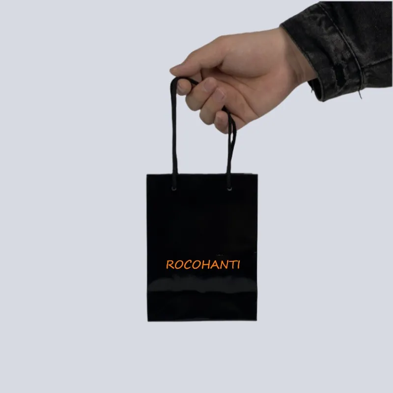 Imagem -05 - Logotipo Personalizado Imprimir Embalagem de Papelão Branco Preto Presente de Luxo Compras Jóias Bolsa de Papel com Alça para Roupas Sapatos 50 Pcs