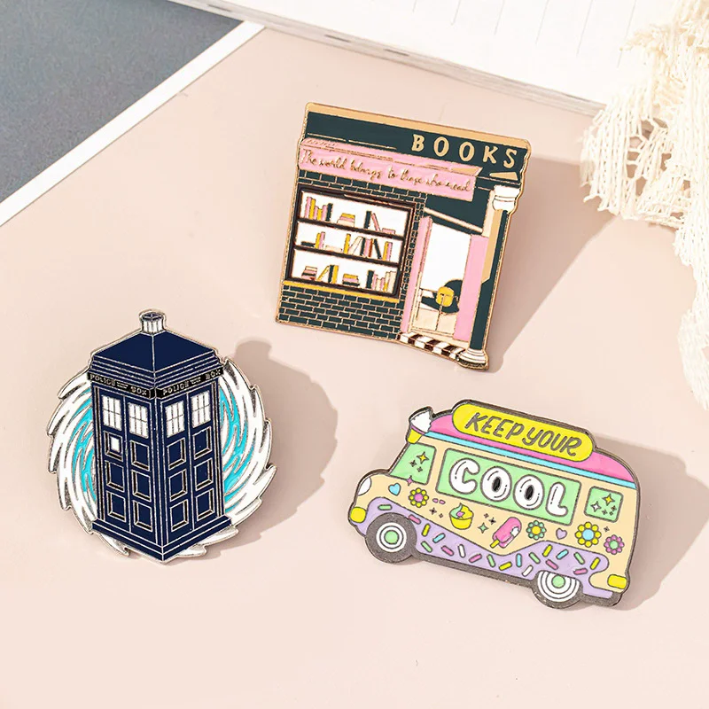 literature lovers present Cartoon cute book badge brooch for women men child gift lapel pins book bag pin Denim jackets Needle