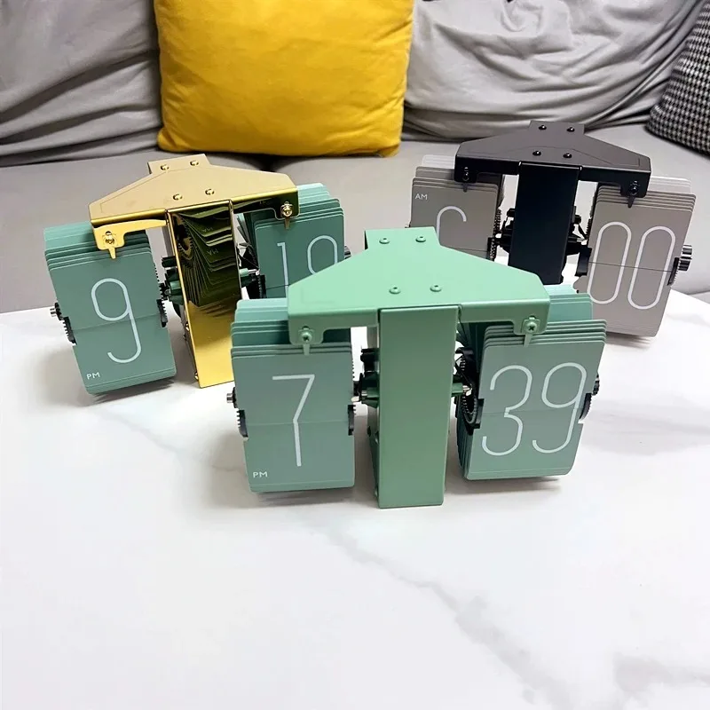 

Simple Light Luxury Wall Small Wall Clock Automatic Mechanical Page Clock Retro Flip Clock Living Room Desk Clock