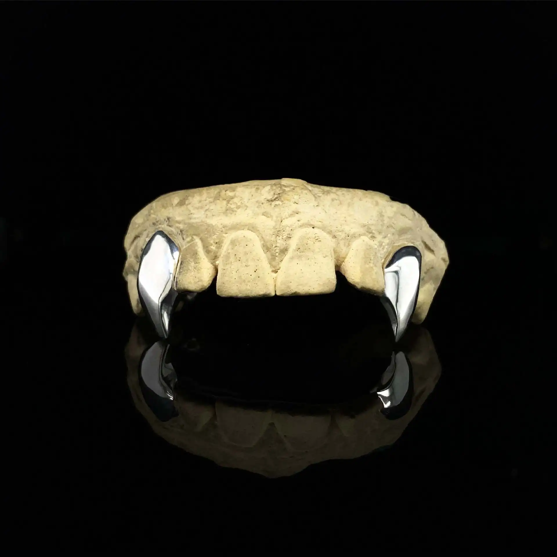 nova-capa-de-dente-dourada-com-dente-Unico-afiado-joia-hip-hop-acessorio-moderno-para-uso-domestico-design-de-coroa-dentaria