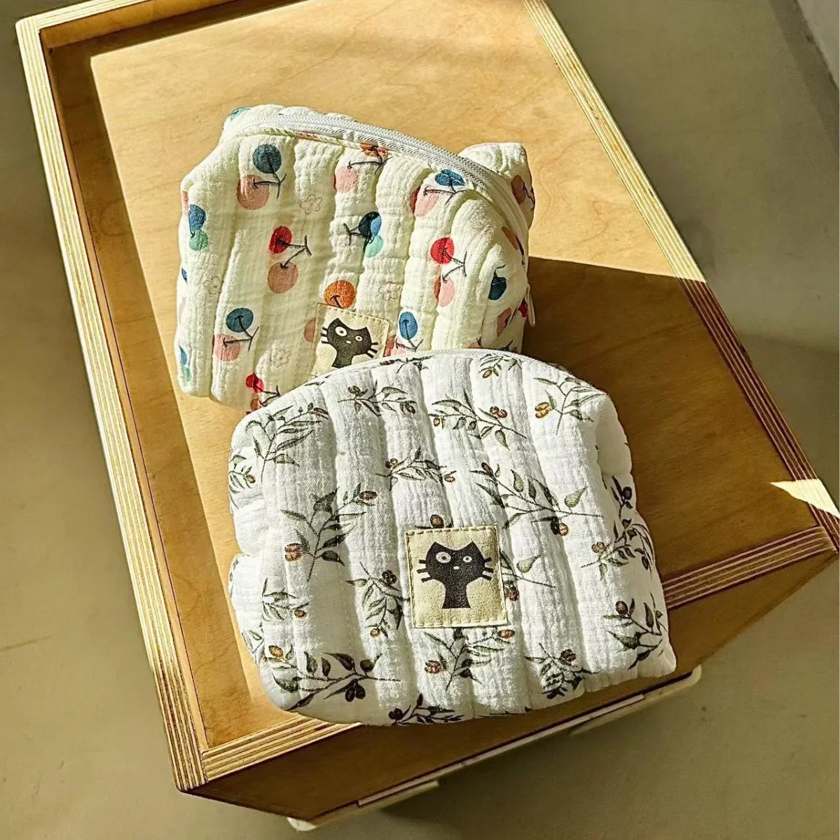 Cartoon Floral Cotton Cosmetic Bag Women Clutch Bag Makeup Pouch Large Capacity Skincare Storage Bags Portable Cute Toiletry Bag