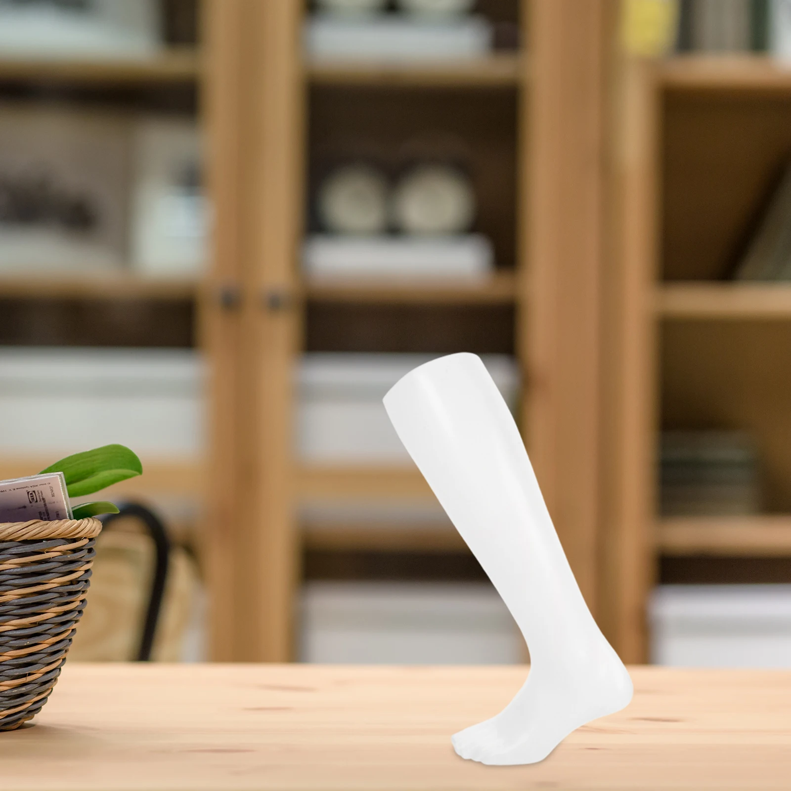 

Sturdy Plastic Foot Model Display Stand for Long Socks Leg Mannequin Versatile Lightweight Three-Dimensional Store Decor