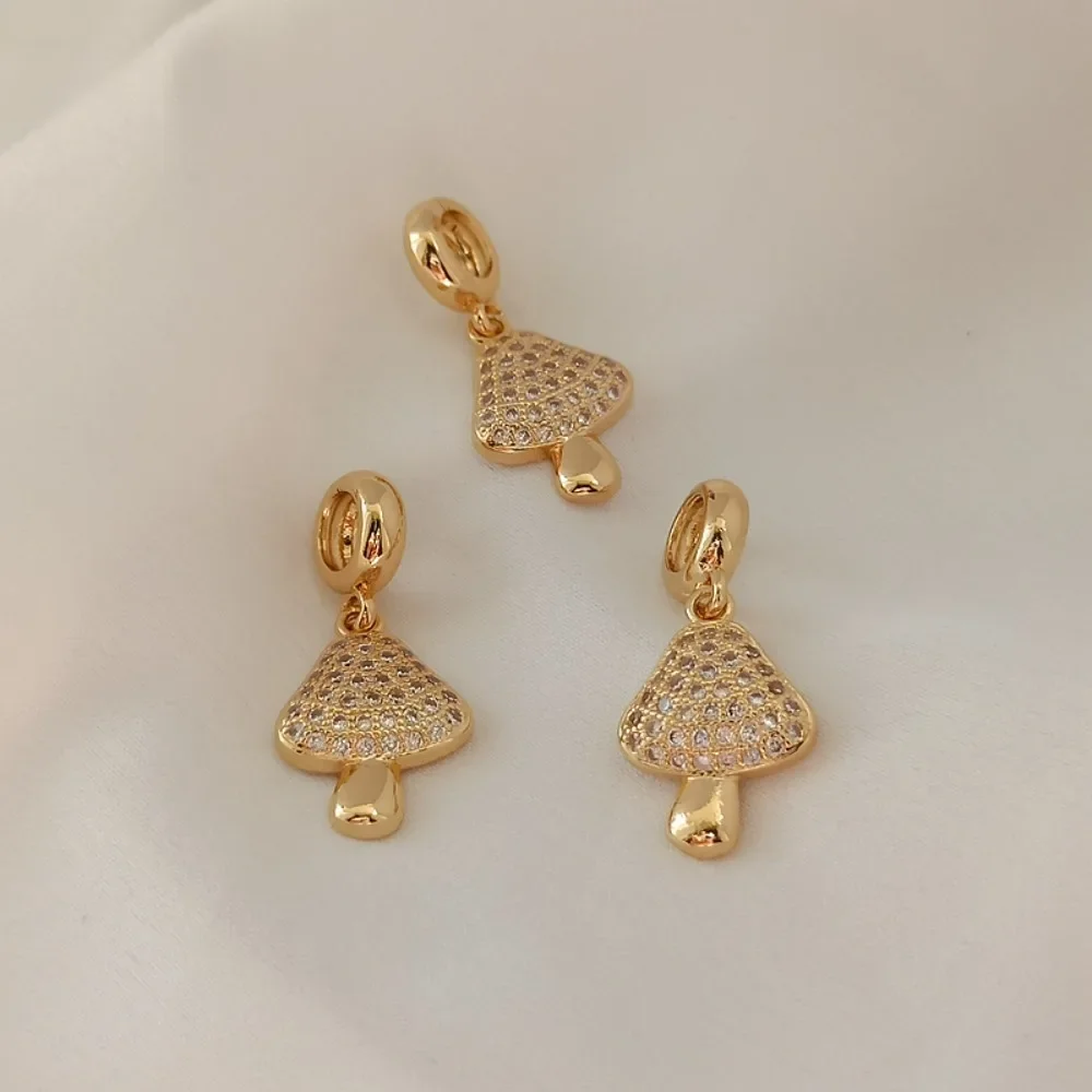 

14K Gold-plated and Inlaid Zircon Mushroom Pendant, Handcrafted DIY Bracelet Necklace, Exquisite Pendant Accessory