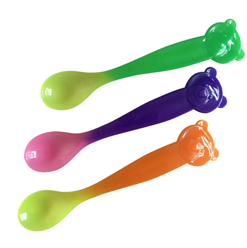 Cuchara de silicona con sensor de temperatura para niños y niñas, cucharas de alimentación para bebés, juego de cuidado para bebés, cuchara de alimentación, 3 colores