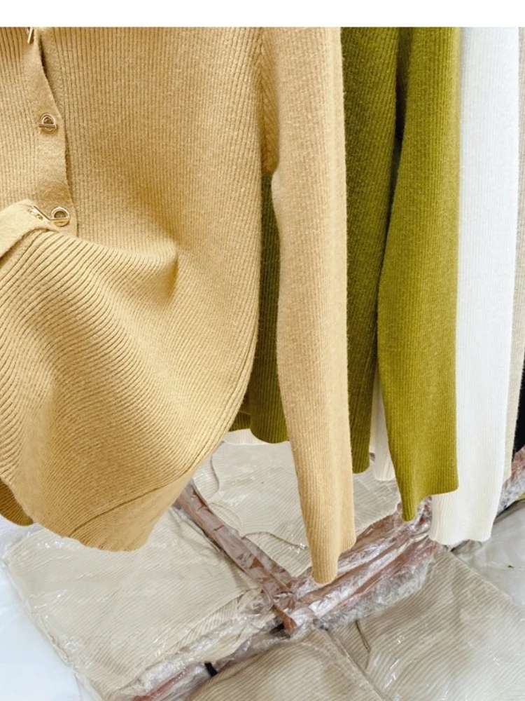 2026 신상 여성 가을 겨울 가디건 싱글 버튼 니트 스웨터 봄 패션 숏 니트 솔리드 가디건 점퍼