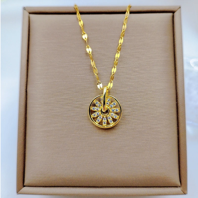 Fashion Round Turnable Necklace Classic Vintage Windmill Pendant Personality Versatile Clavicle Chain Party Gift