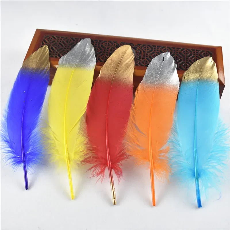 10 Stück/Set, goldfarben beschichtete, natürliche Gänsefedern für Bastelarbeiten, Hüte, Verzierungen, Federn, Dekoration, DIY-Hochzeitsdekoration. – Detail 2