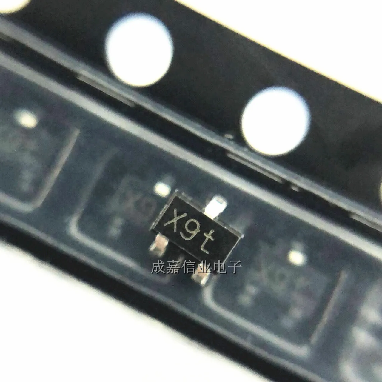 100pcs/Lot 2N7002BKW SOT-323-3 MARKING;x9t Trans MOSFET N-CH 60V 0.31A Automotive 3-Pin Operating Temperature:- 55 C-+ 150 C