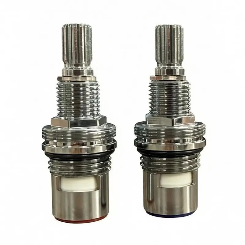 

【РАСПРОДАЖА!】Сменный картридж Brass KSRPL941HC для смесителя Kingston - полированный хром, прочный дизайн, долговечность.