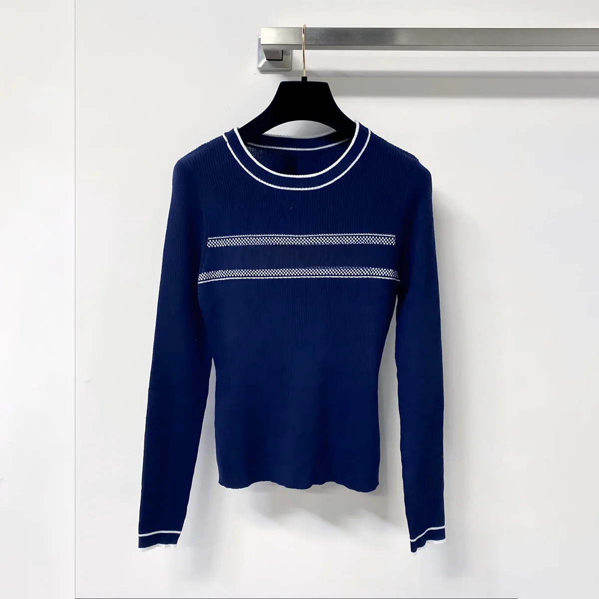 2026 high-quality women's contrasting color knitted long sleeved slim fit and slimming bottom top--hb727