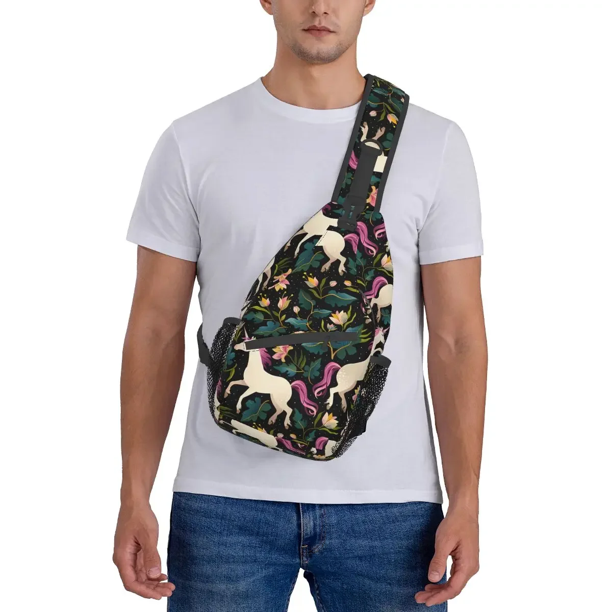 Foral สัตว์ Crossbody กระเป๋ากีฬาเต้นรํายูนิคอร์นในสวนกระเป๋า Unisex ผู้หญิงแฟชั่นไหล่กระเป๋าเป้สะพายหลัง