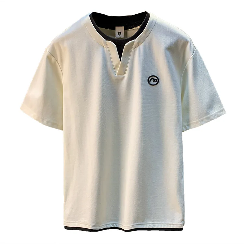 ฤดูร้อนเสื้อยืดผู้ชายอินเทรนด์ถักปักคอวีปลอมสองชิ้นซ้อนแขนสั้นระบายอากาศบางด้านบน