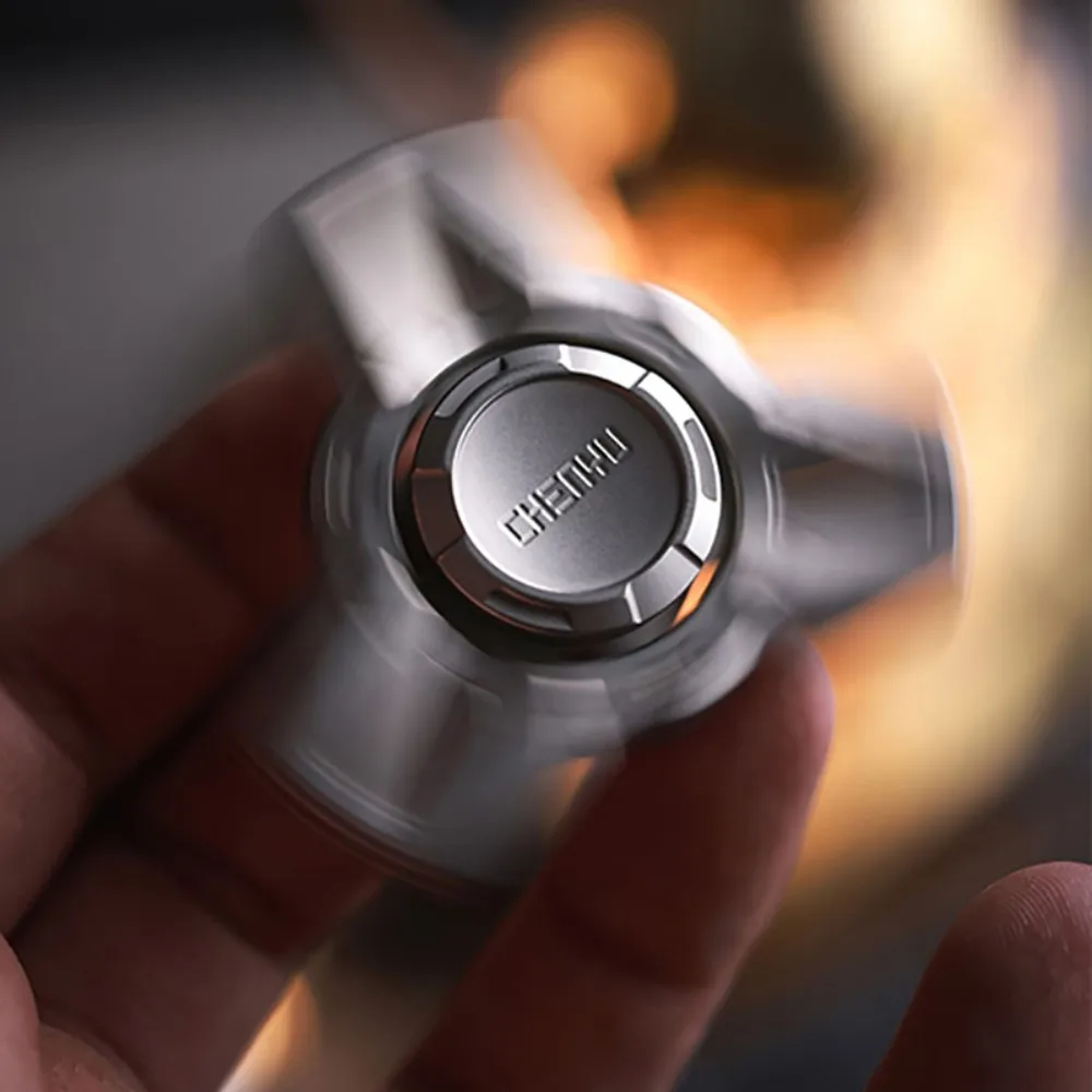 Chenyu EDC Mecha Fidget Spinner Mechanical Metal Gyro Fidget Toys For Adults Office Desk Accessories Three Leaf Spinner