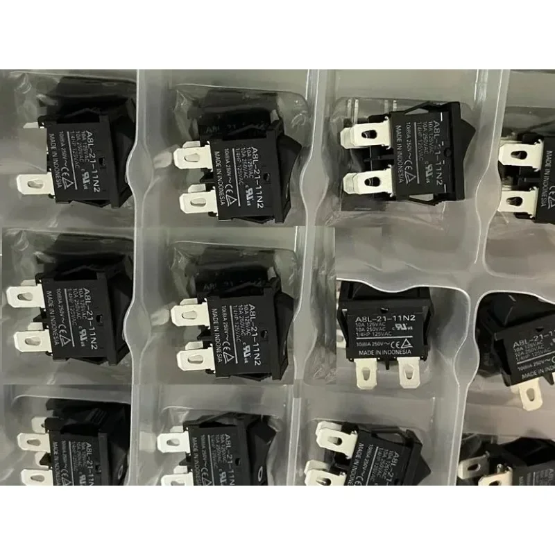 مفتاح الروك A8L-21-11N2 10A 250V 4 أقدام 2 ملفات أصلية أصلية