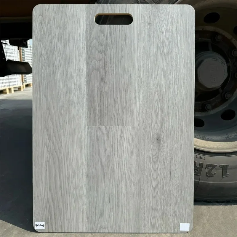 Aangepaste 4 mm 5 mm SPC Click-vloer Vuurvast Waterdicht PVC Vinyl Piso Duurzaam 5 mm SPC-vloeren Kantoor 8 mm Slijtlaag Binnengebruik