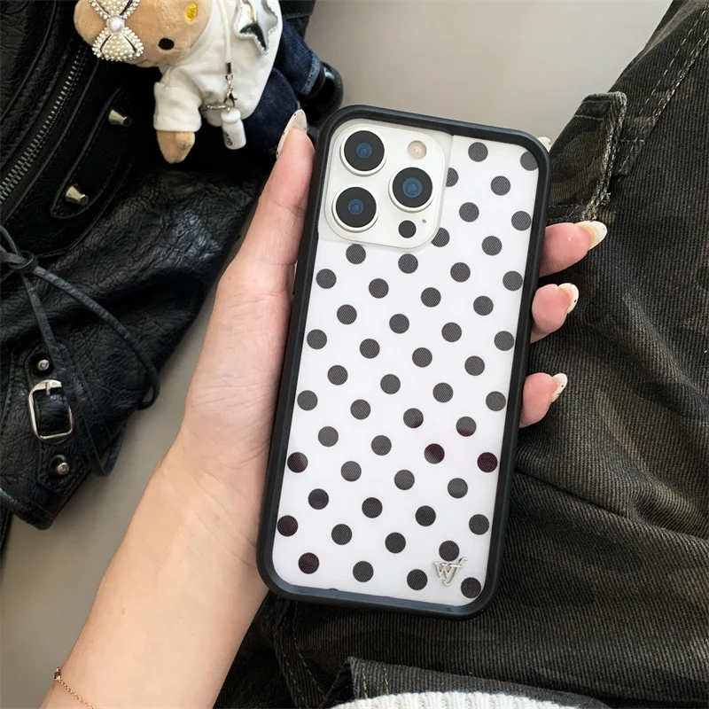 حافظة هاتف منقطة ملونة بسيطة لهاتف آيفون 16 برو 15 بلس 14 12 13 برو ماكس مع سلسلة من الخرز حافظات لطيفة على شكل زهرة برية Funda