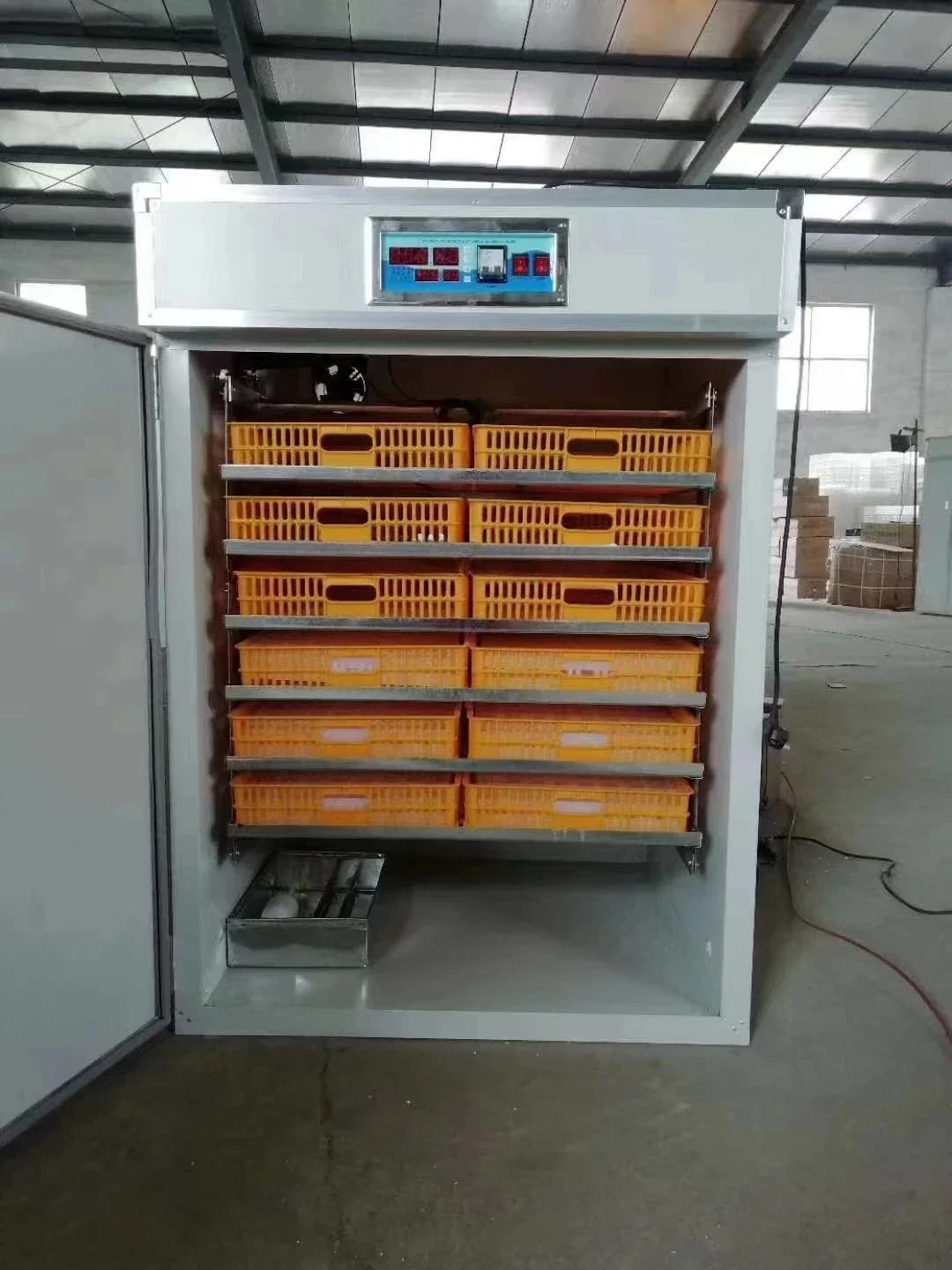 Selected Good Items Hot Sales 5000 Eggs Electric Solar Incubator Solar Energy Egg Incubator