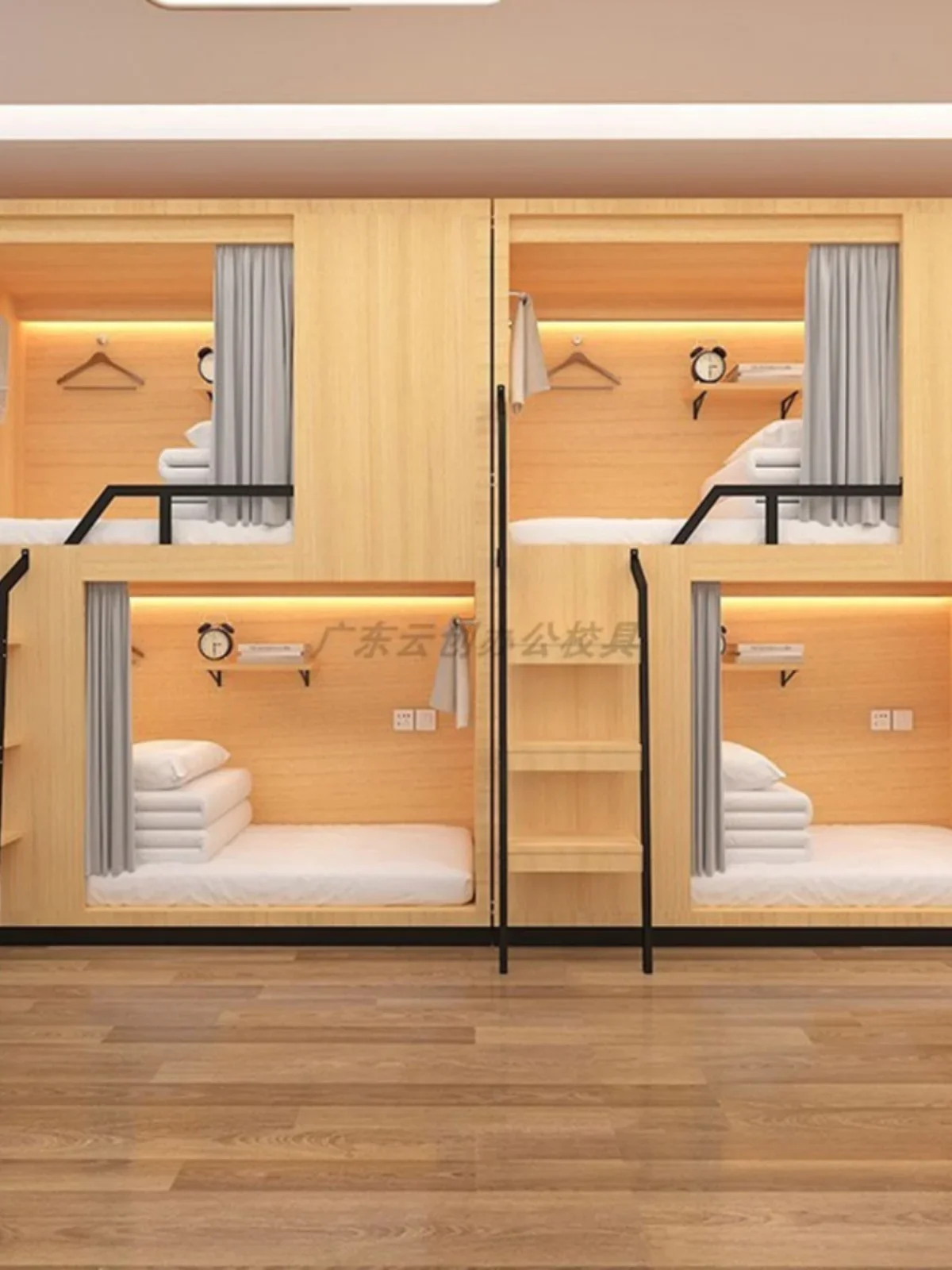 Hostel bunk bed High and low bed