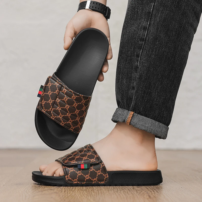 Fashion Slippers Design Comfortable Lightweight Breathable  Suitable for Home Leisure Outdoor Travel Personalized and Practical