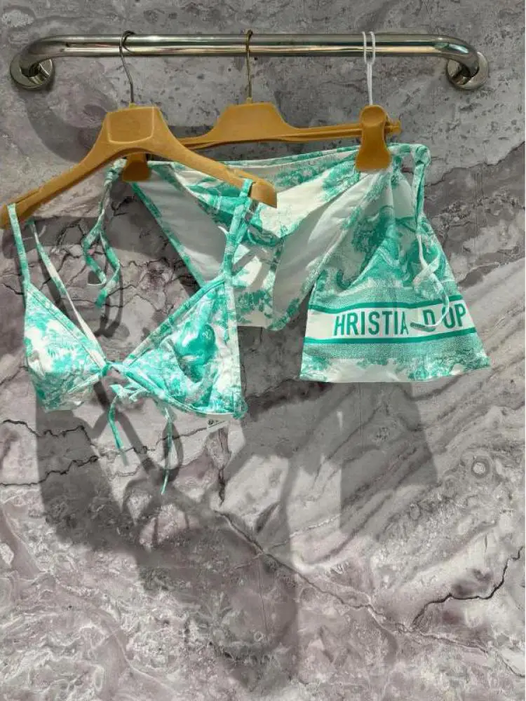 

Новое поступление 2025 года, модный сексуальный летний без косточек, пляжный стиль, вязаный комплект бикини на шнуровке для женщин