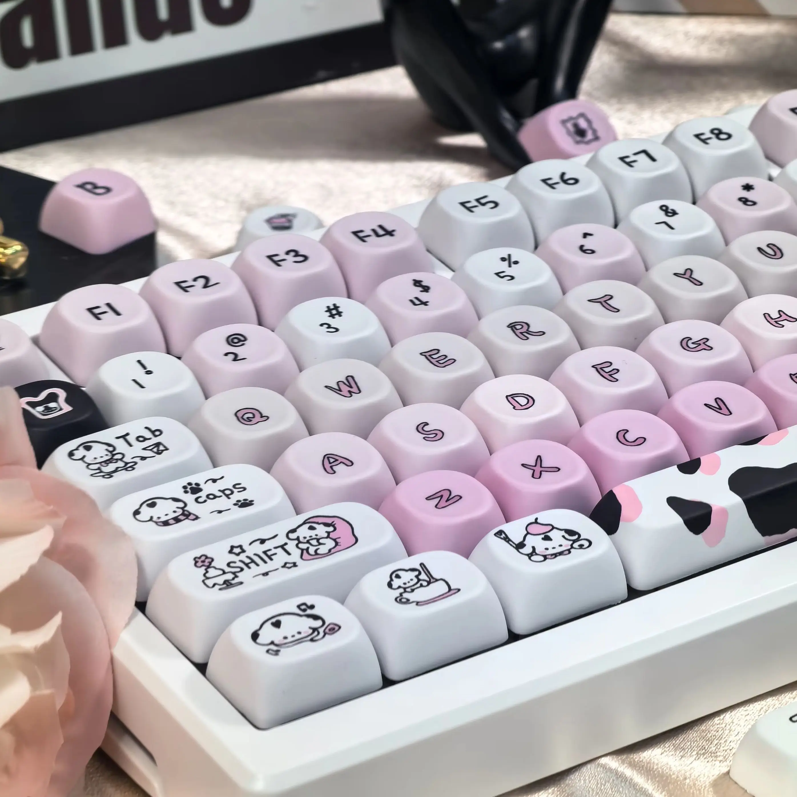 Pink Puppy Keycaps White Moa Cute Keycap Sublimation Type Spotted Dog Keycap DIY Mechanical Keyboard Keycap 75 87 98 Layout