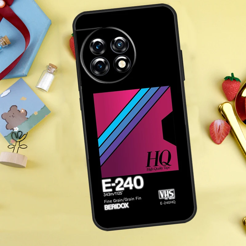 حافظة شريط VHS ريترو لهاتف OnePlus 13R 12R 13s 13 12 11 10 10R 10T 8T Nord 5 CE 4 2 3 Lite N10 N20 N30