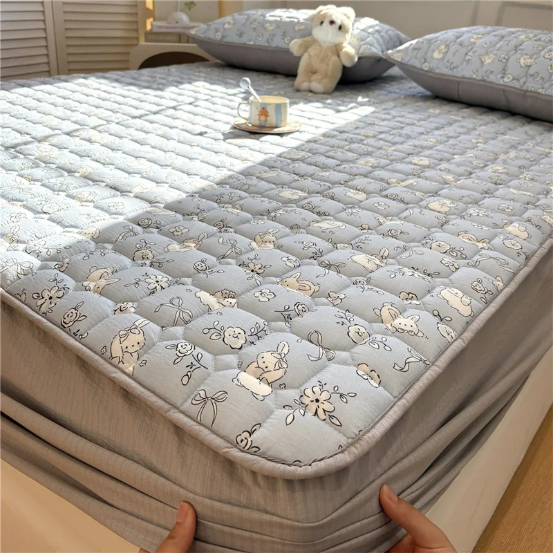 1pc Thicken Bed Cover Cartoon Print Bedspread Non-slip Mattress Protector Quilted Soft Bed Linen 매트리스 커버 (No Pillowcase)