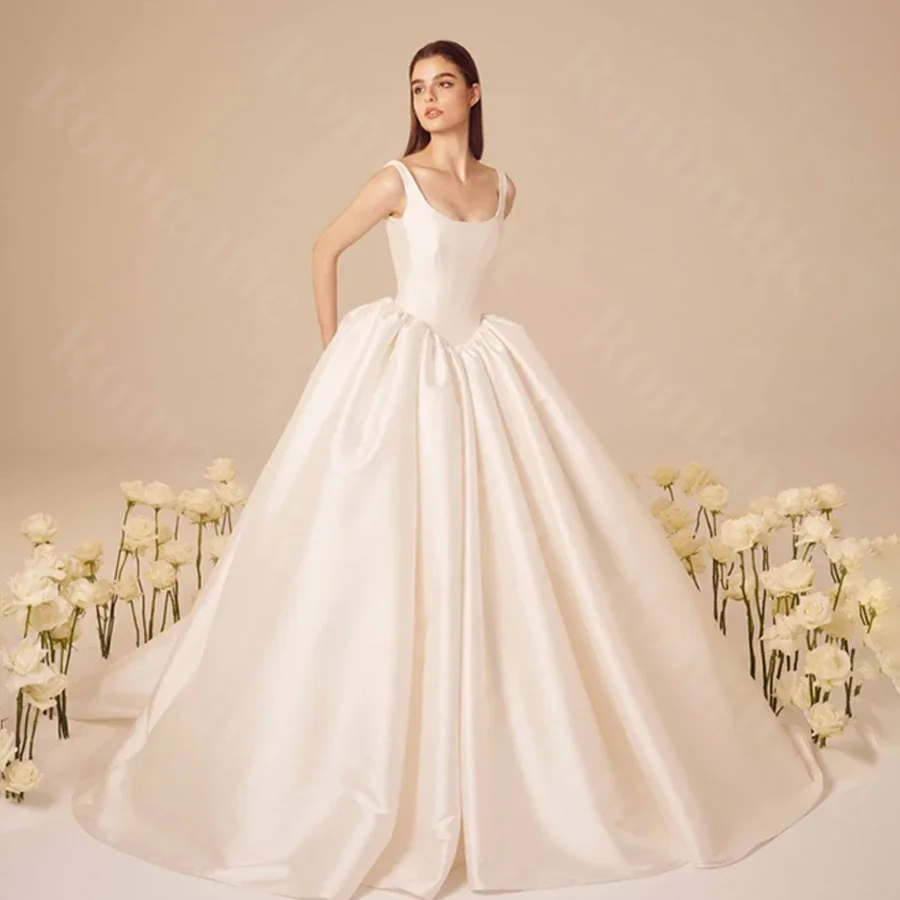 

Romantic Customized Square Collar Wedding Dress Spaghetti Straps A-Line Satin Court Train Backless Bride Dress Vestido De Noiva
