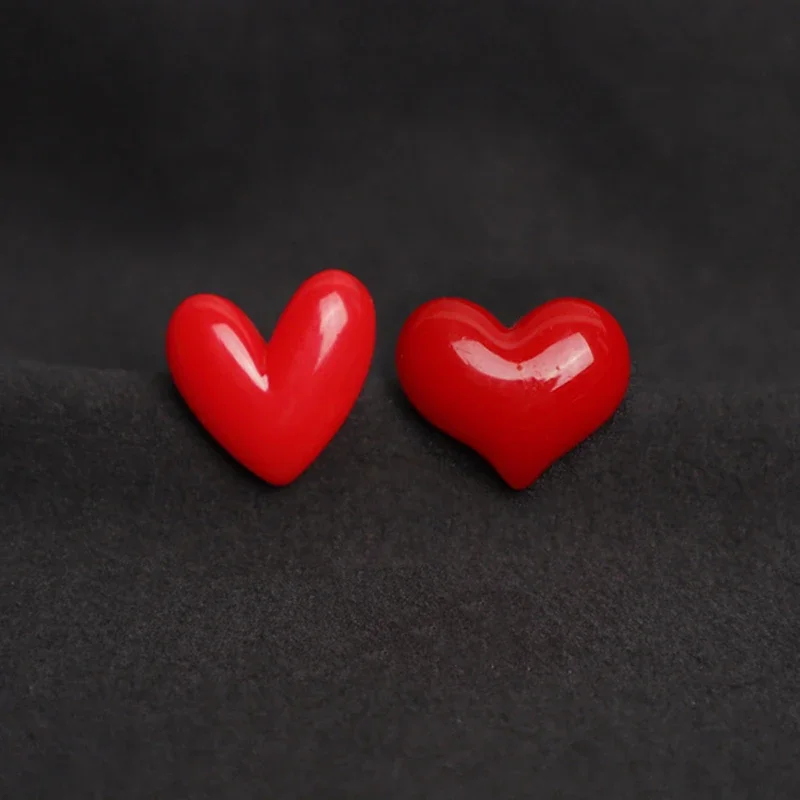 1pair Small Red Heart Brooch for Couples Gift Wedding Party Jewelry Brooches Cute Resin Heart Shaped Love Pins For Women Lovers