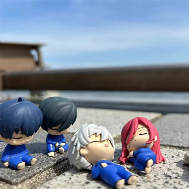 

5cm Anime Figure Blue Lock Sleeping Blind Box Action Figure Yoichi Isagi Seishiro Nagi Model Toy Home Decoration Kid Gifts