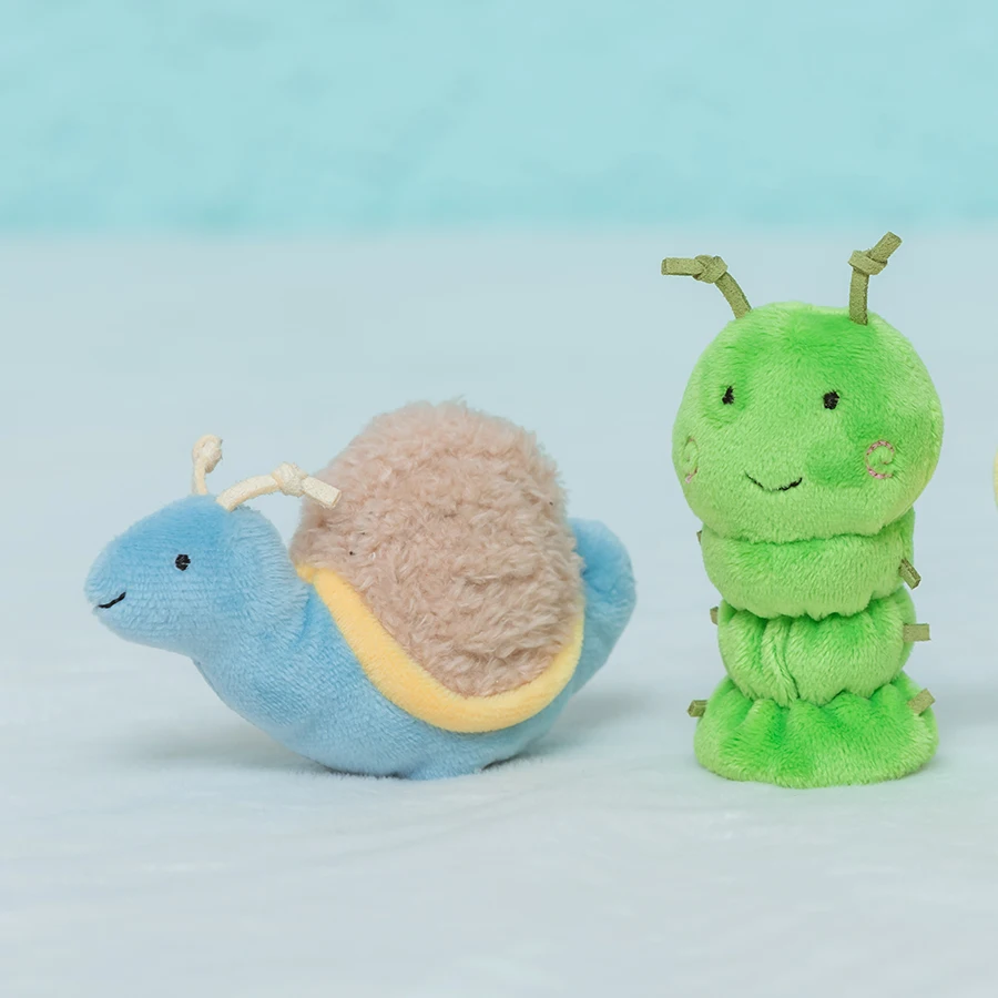 Kawaii Mini Animal Snail Hand Puppets for Baby Kids Puzzle Caterpillar Worm Butterfly Finger Puppet in the Gardon