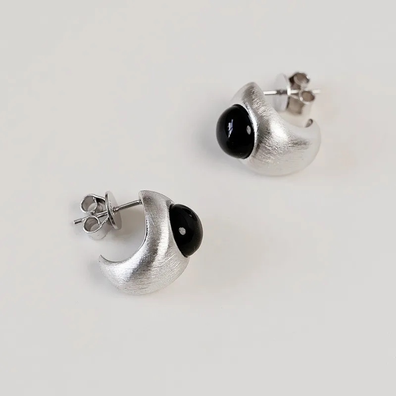 Vintage wire drawing black onyx stud earrings light luxury fashion earring for wedding party occasions exquisite jewelry