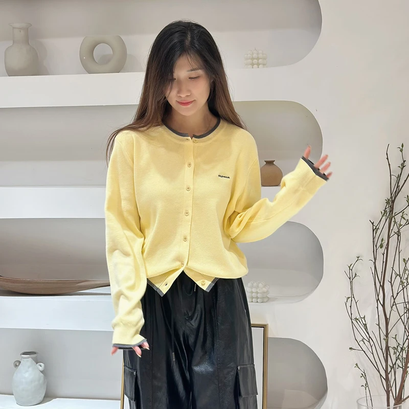 

Elegant Soft Knitted Embroidered Letter round Neck Open Cardigan Women's Fashion Autumn Sweater Versatile Color Contrast Design