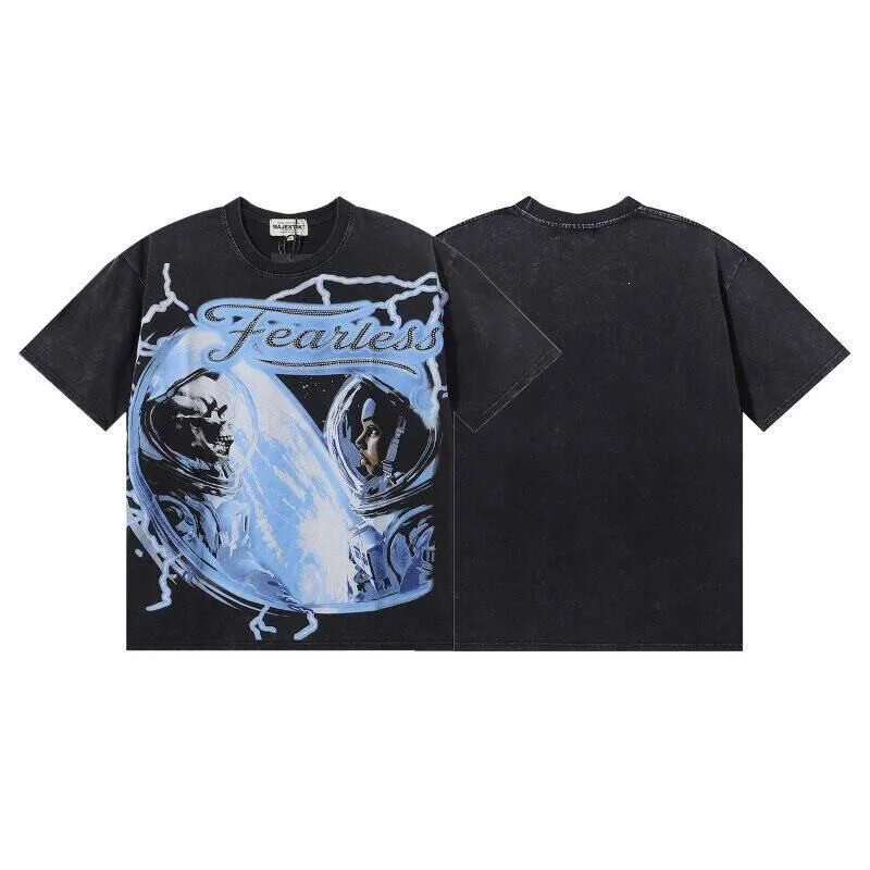 MAJESTIK Space Astronaut Print Washed Vintage Summer Men's and Women's Loose Short-Sleeved T-Shirt