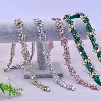 Bruidssjerp Groene Roos Strass Bruiloft Riem, Bruidsjurk Decoratie Prachtig Accessoire voor Dames Bruiloft Dag S437