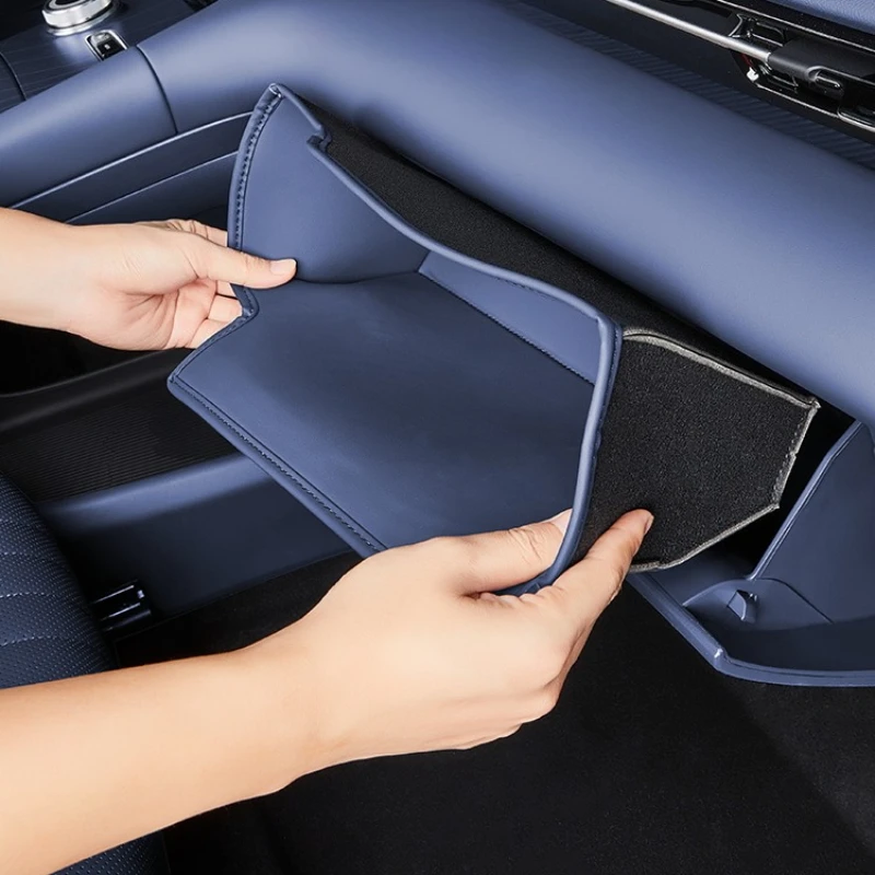 

For Geely Galaxy E5 2025 Passenger Seat Glove Box Storage Bag Leather Anti-dirty Co-pilot Storage Box Protective Mat Accessories