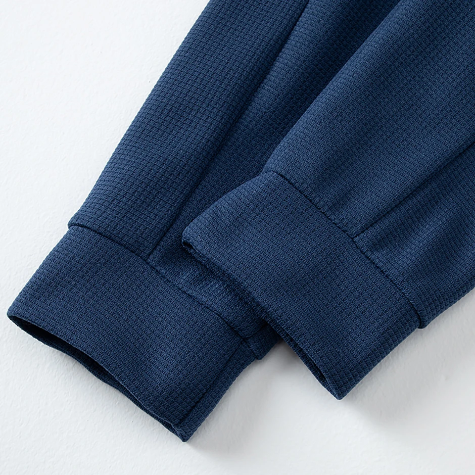 3-teiliges Set Frühlings-/Herbst-Kinderhosen mit Seitenstreifen und Waffelmuster, bunt, modisch und für den täglichen Sport geeignet. – Detail 10
