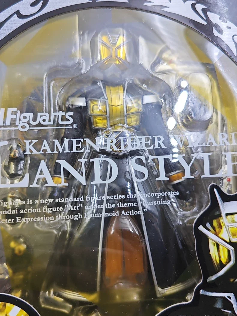 ¡En stock! 100% auténtico Bandai S.H.Figuarts Kamen Rider Wizard-forma de elemento terrestre, nuevo juguete coleccionable de figura de acción