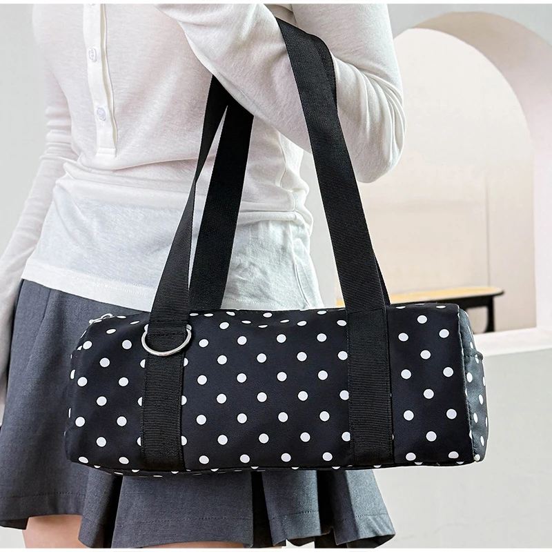 Gepunktete Schultertasche in langem Zylinderformat, Damen-Handtasche mit Tragegriff, zylindrische, leichte, schicke Tragetasche für den Arbeitsweg – Detail 10