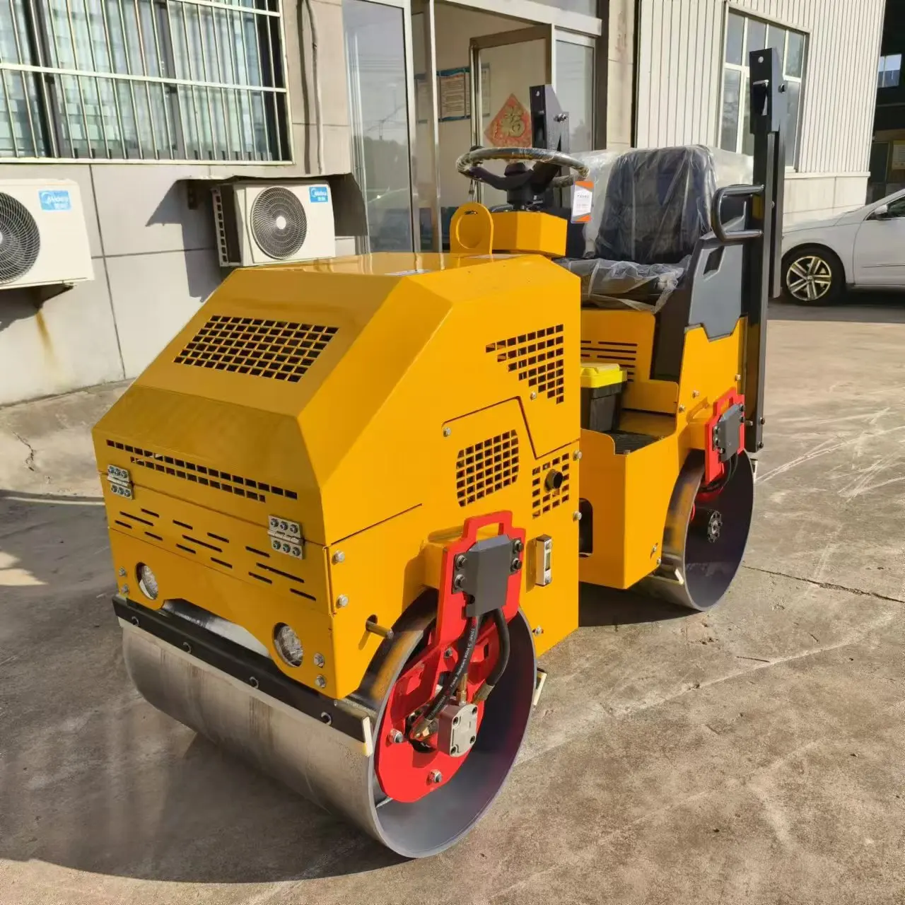 

3 Ton 3.5 Ton 4Ton Mini Asphalt Road Roller Changchai Diesel Engine Ride On Mini Small Road Roller Double Drum Road Compactor