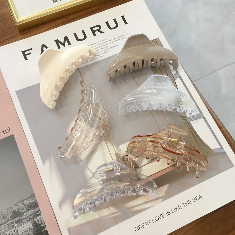 

Oversized Hair Claw Clips Big Thick Plastic Clamps for Women Girls Ponytail Bun Updo Styling Voluminous Hair Accessories