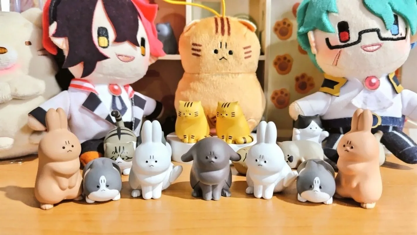 バンダイ怒り猫ガシャポンフィギュア 02 アニメグッズかわいい顔をしかめるキティ像すみっコぐらしキャラクターデスクトップ装飾おもちゃ