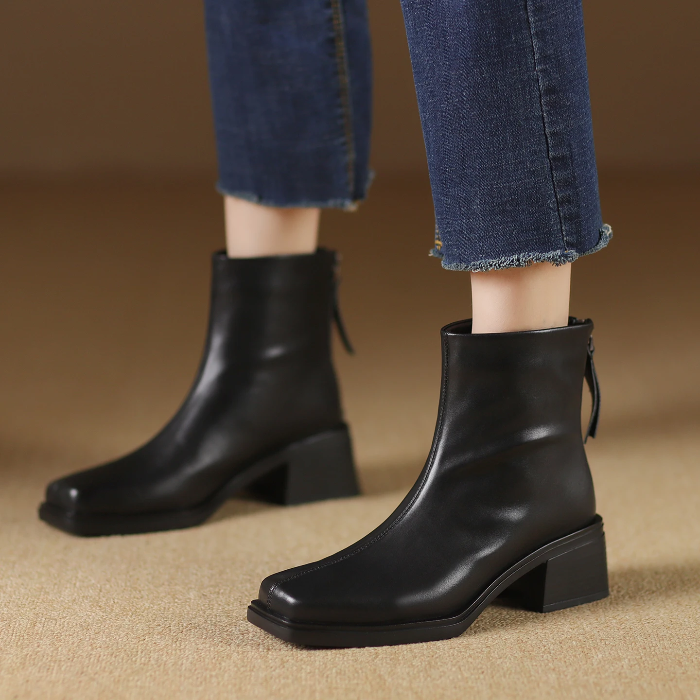 2025 New Trend Autumn Winter Genuine Leather Women High Heel Ankle Boots Black Brown Fashion Round Toe Back Zip Ankle Boots