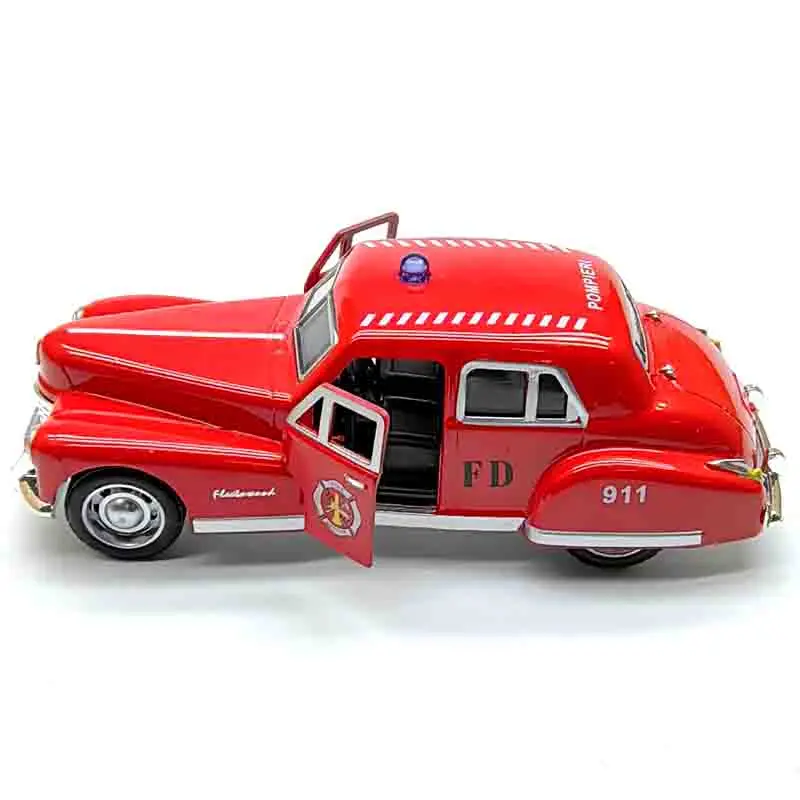Modelo de coche vintage americano clásico de aleación, con simulación realista, función extraíble y puertas que se pueden abrir, un coche de juguete para niños