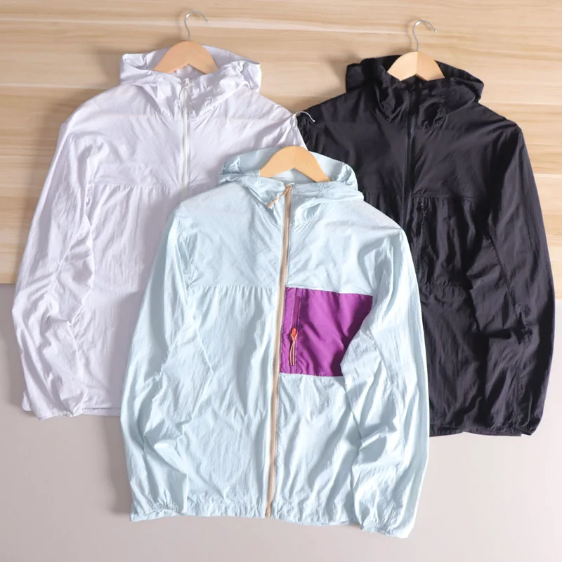 

Ultra-Lightweight Men's Summer Jaet with Hood Sun Protection Faionable Urban Sle V-Ne Long Sve Stand Fit