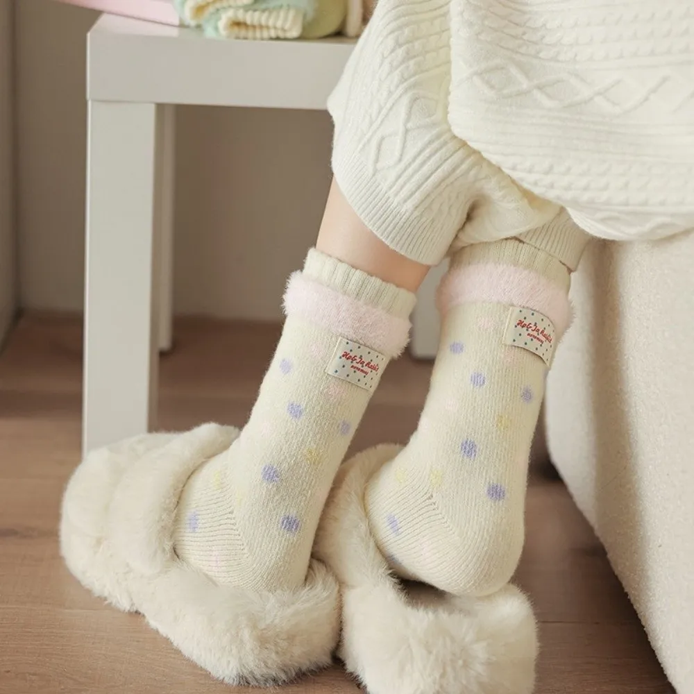 Ins engrossado meia fofa térmica quente meias de vison outono-inverno meias de neve chão sono meia