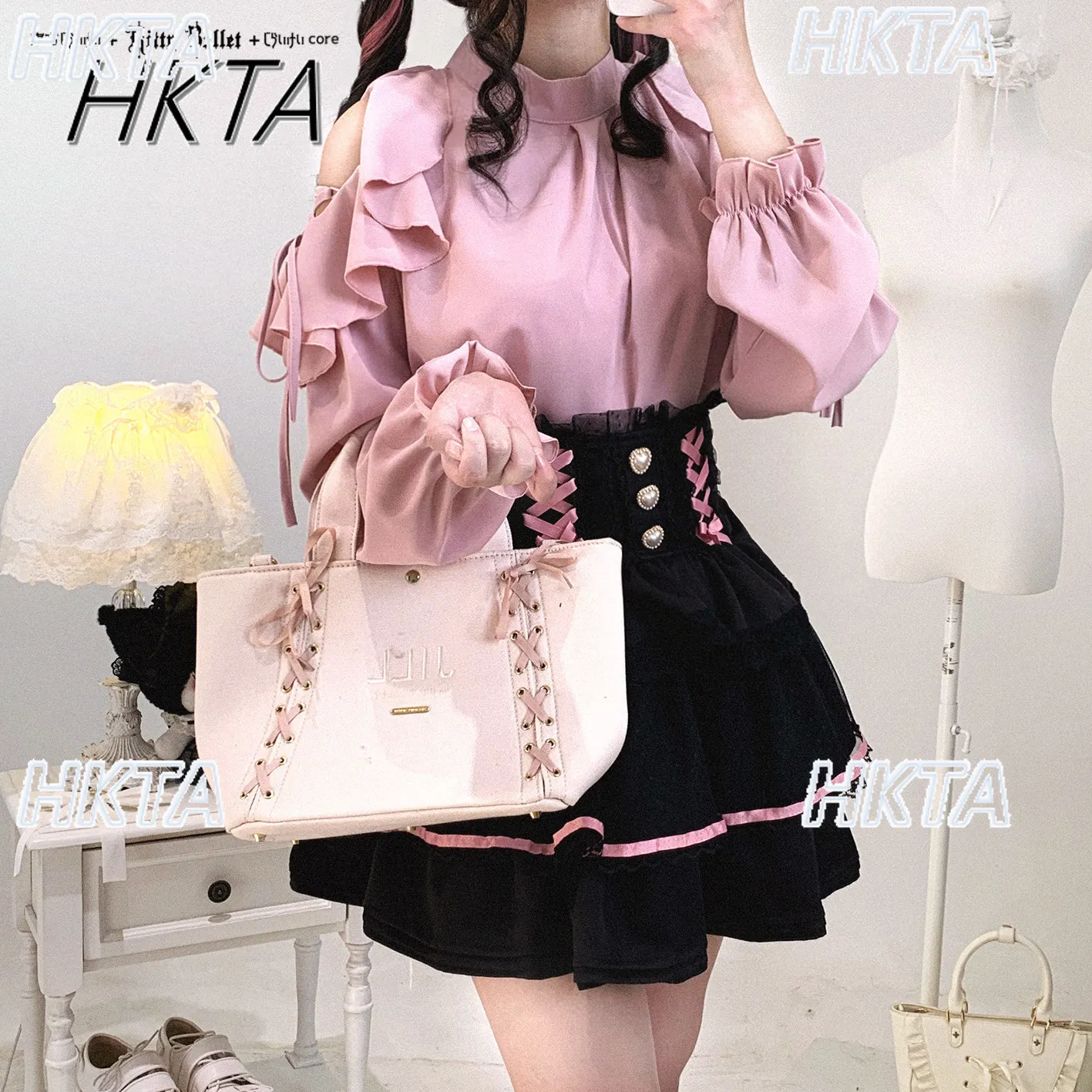 

Sweet Commuter Off Shoulder Ruffle Edge Long Sleeved Chiffon Shirt Top Female Autumn Winter Loose Black Blusas Women Blouse